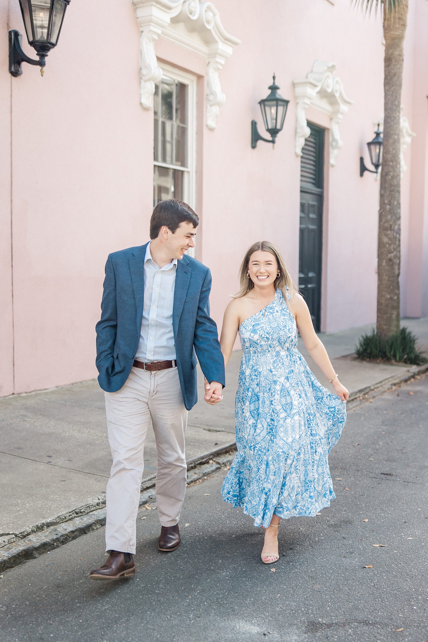 Charleston SC Engagement Photographer Karen Schanely captures Historic Downtown Charleston Spring Engagement