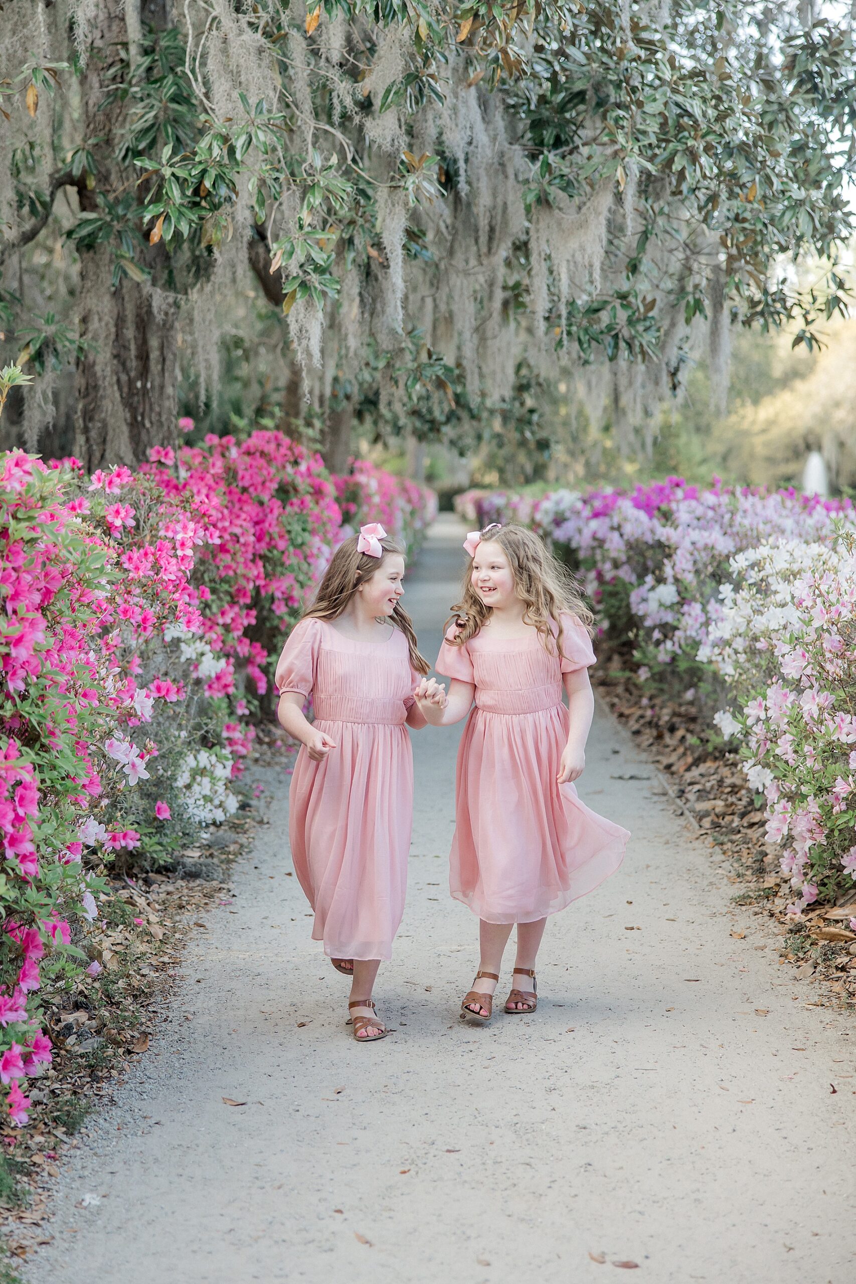 sister portraits at Middleton Place in Charleston
