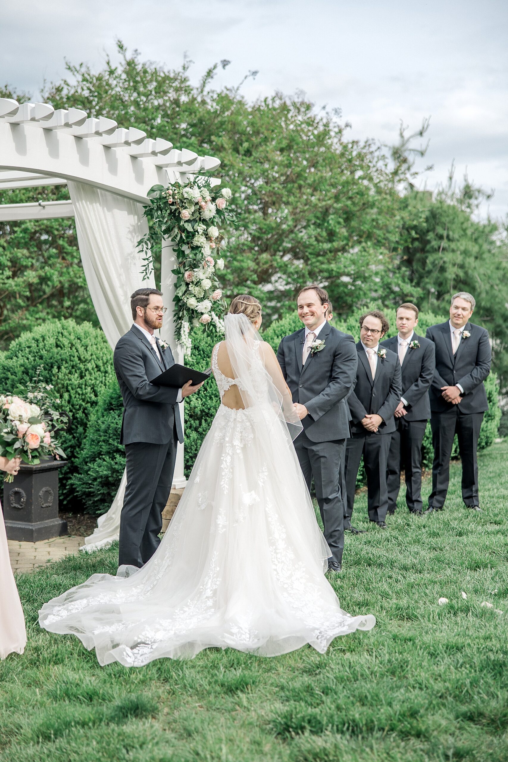 Sunnybrook outdoor Wedding ceremony in Virginia