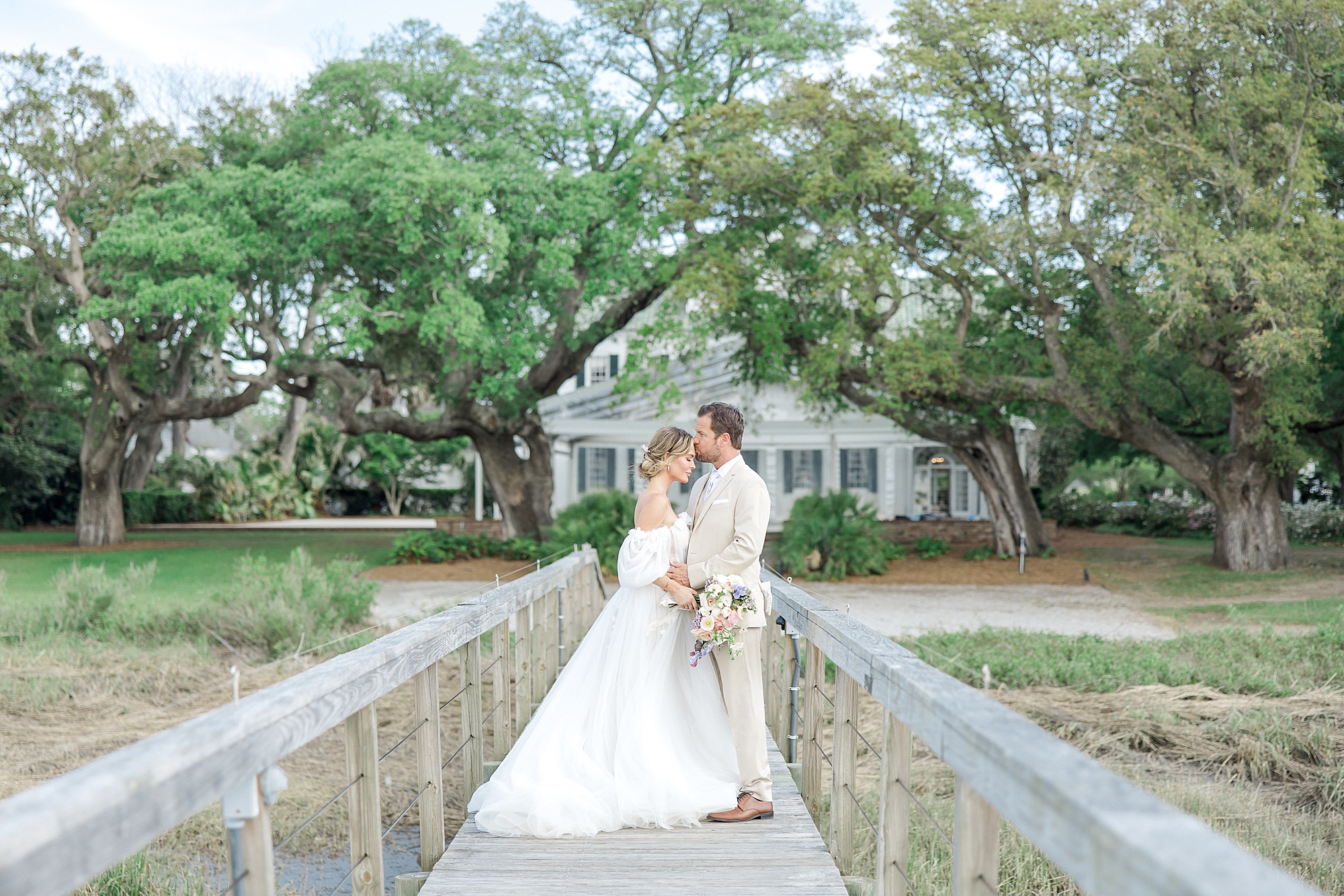 Charleston wedding portraits from Luxury Spring Wedding Editorial at Lowndes Grove