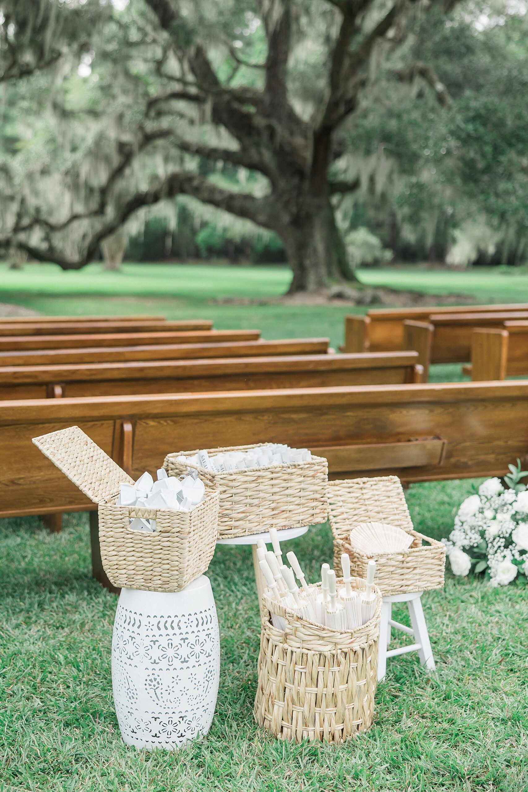 outdoor wedding ceremony at Magnolia Plantation and Gardens