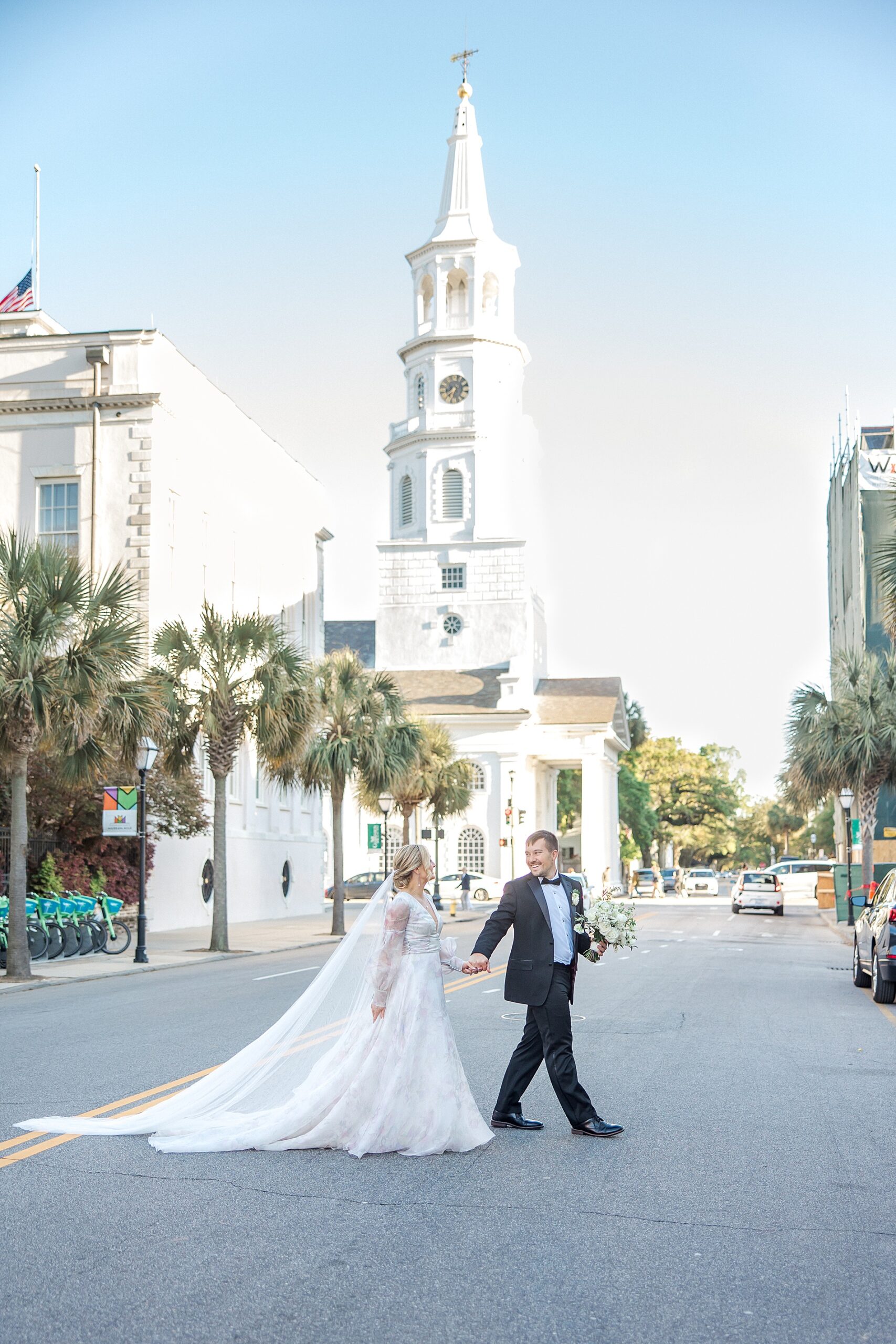 Timeless wedding portraits in downtown Charleston