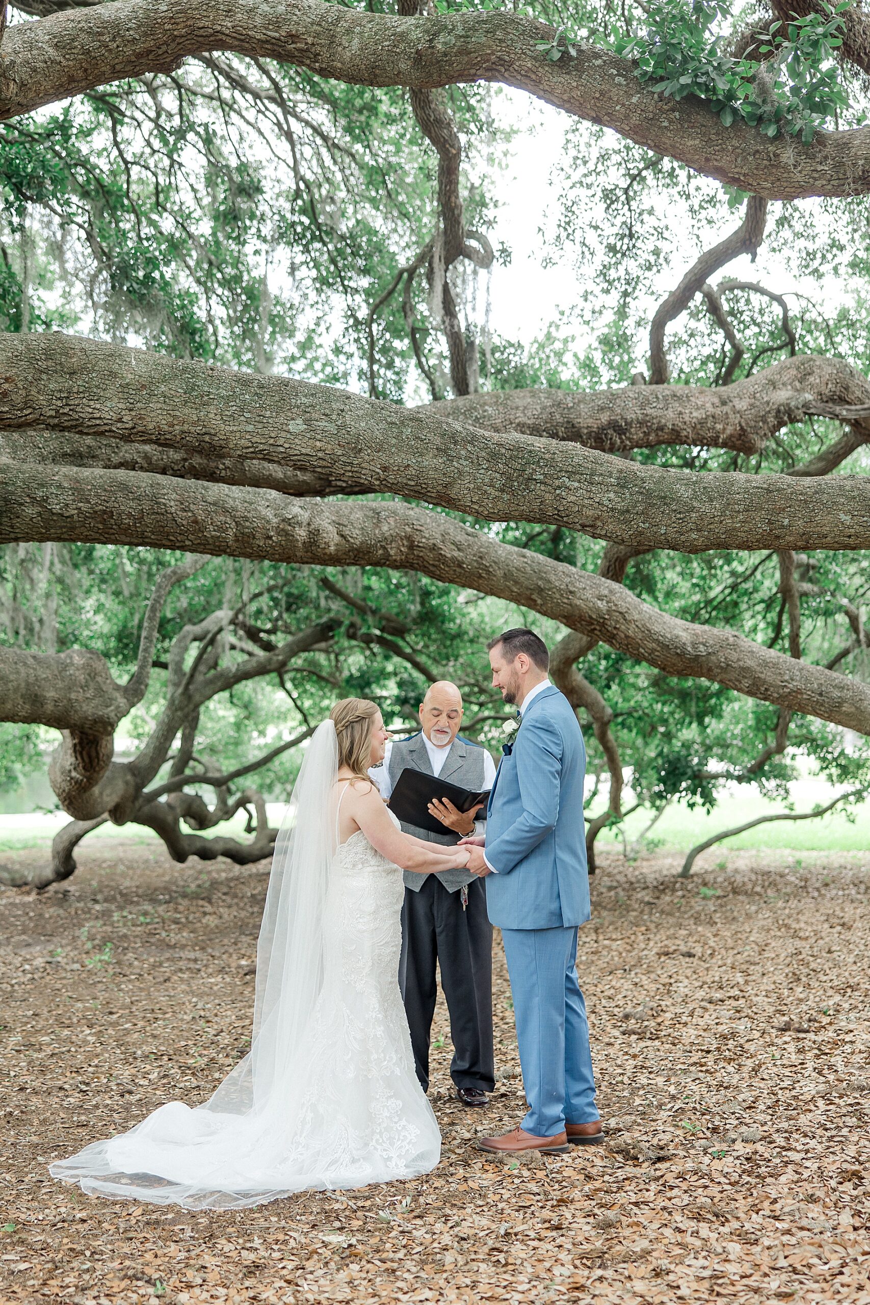 Charleston elopement in Hampton Park