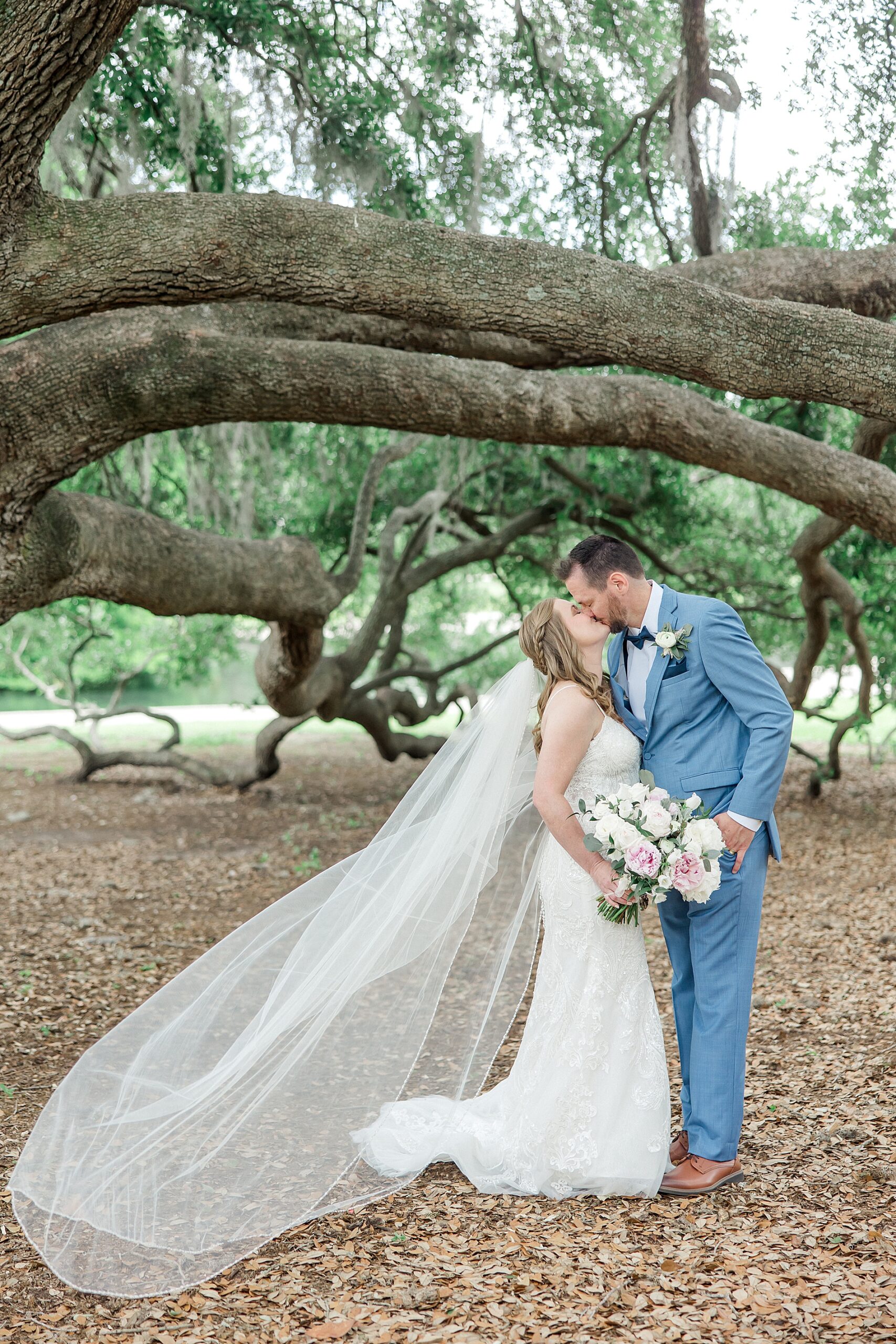 newlywed photos in Hampton Park